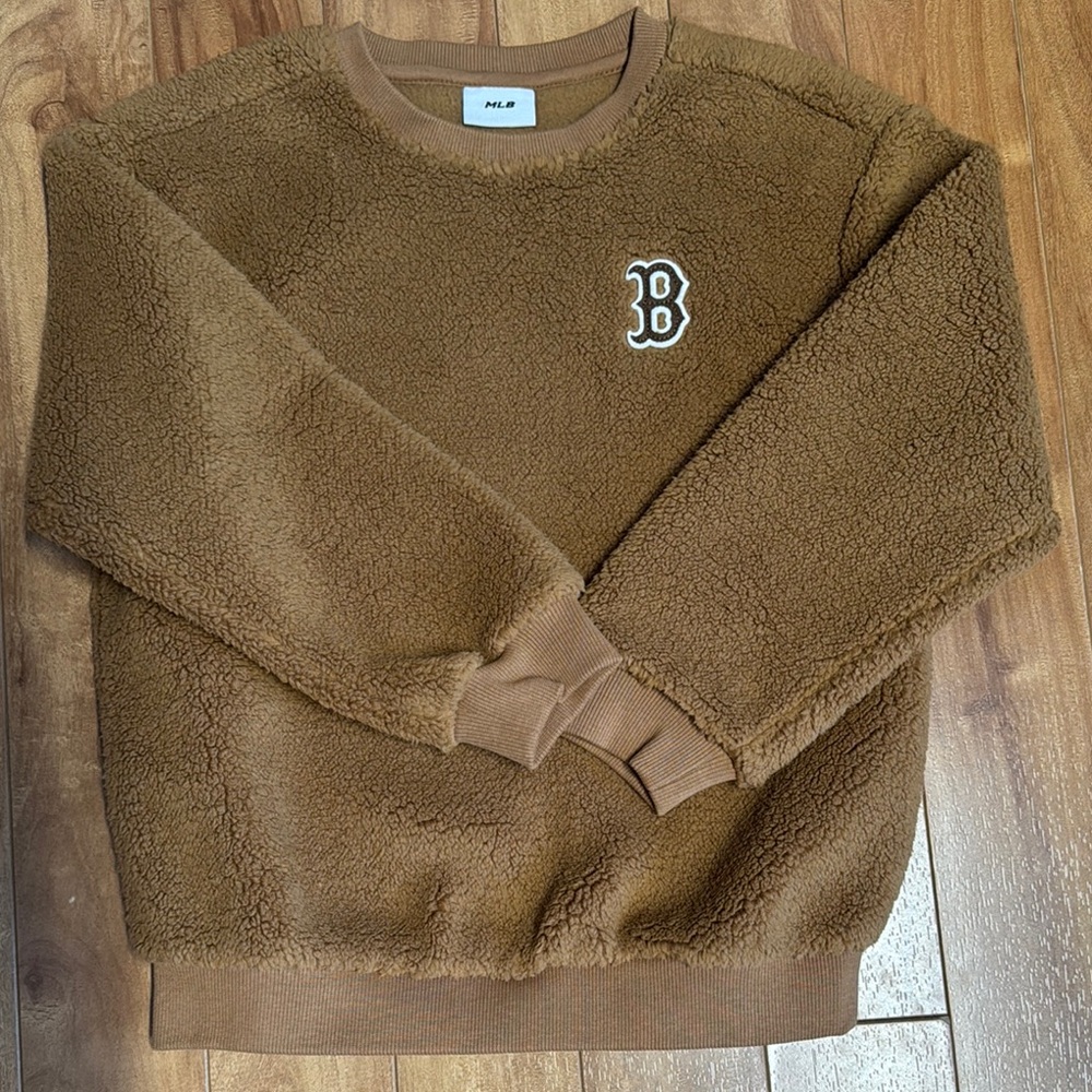 MLB Brown Crewneck Sweater with Plush Texture